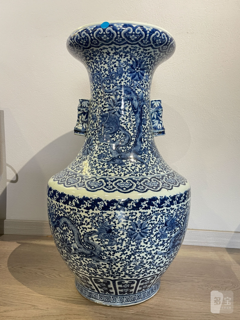 清中期 青花龙穿花纹双耳盘口大瓶 - 图4